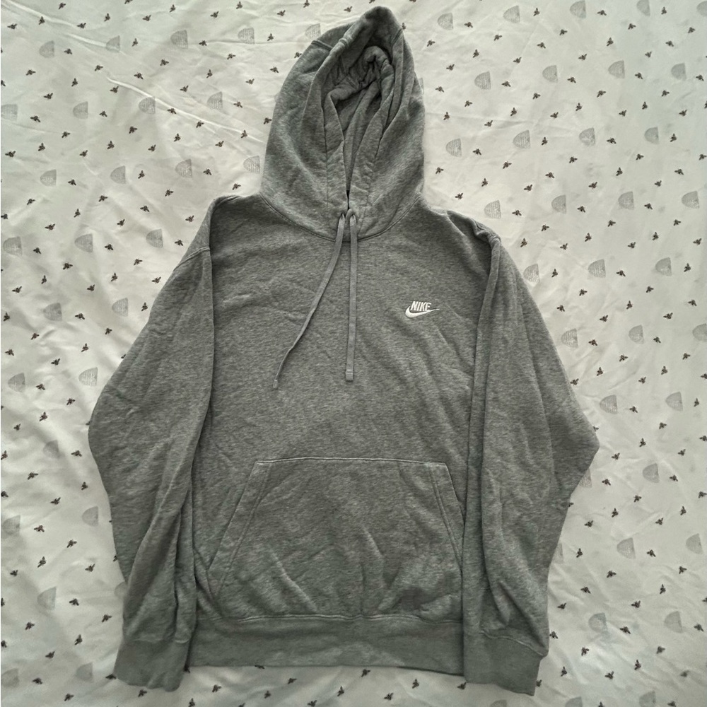 grey nike hoodie🩶